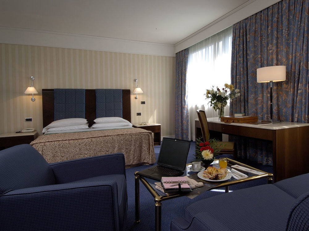 Conference Florentia Hotel フィレンツェ 部屋 写真